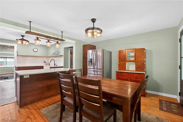2480 Deerford Avenue SW, Massillon, OH 44647