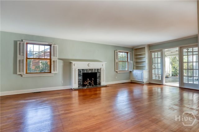 23 E 65th Street, Savannah, GA 31405