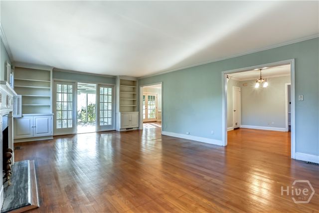 23 E 65th Street, Savannah, GA 31405