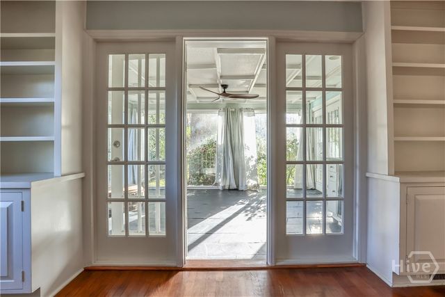 23 E 65th Street, Savannah, GA 31405