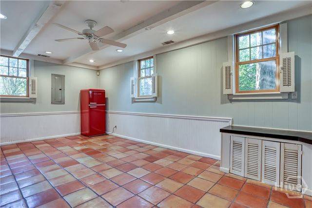 23 E 65th Street, Savannah, GA 31405