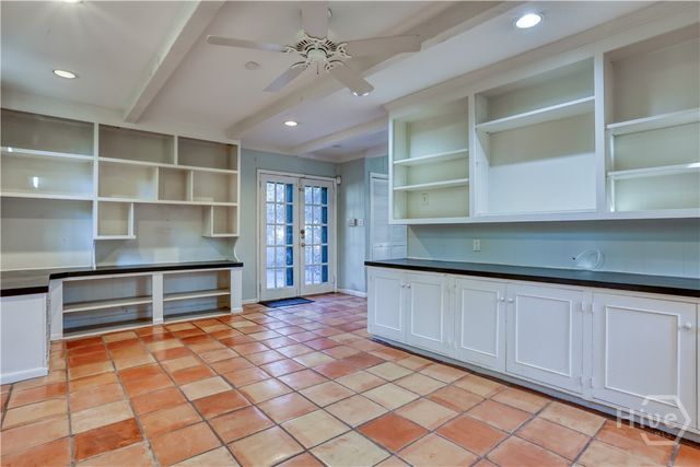 23 E 65th Street, Savannah, GA 31405