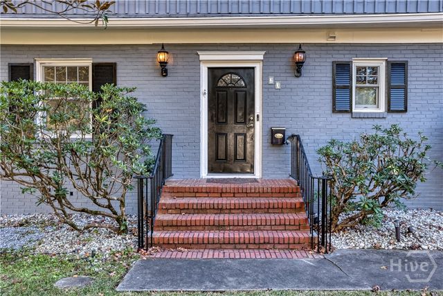 23 E 65th Street, Savannah, GA 31405