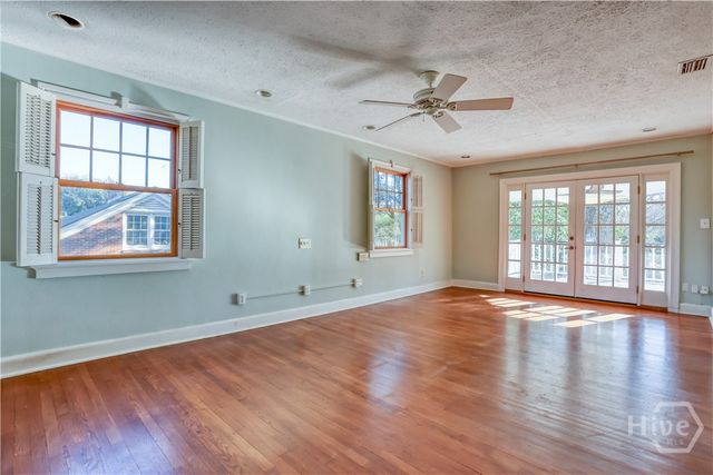 23 E 65th Street, Savannah, GA 31405