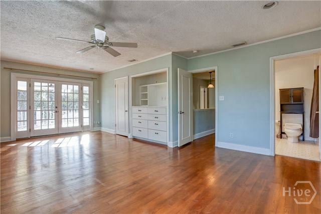 23 E 65th Street, Savannah, GA 31405