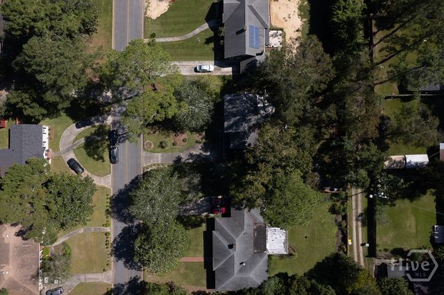 23 E 65th Street, Savannah, GA 31405