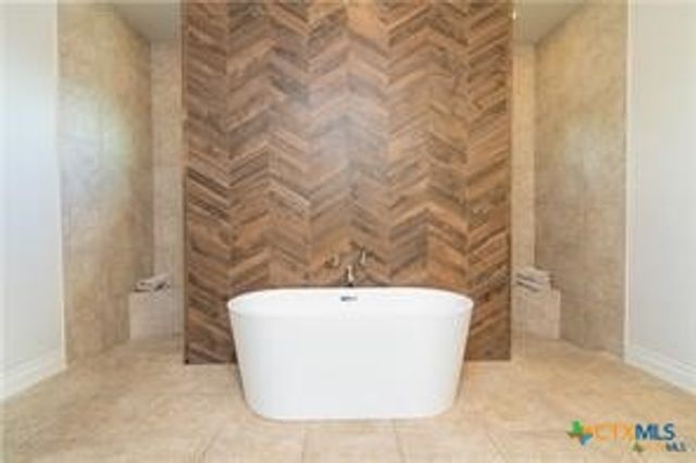 224 Mystic Shores Blvd, Spring Branch, TX 78070