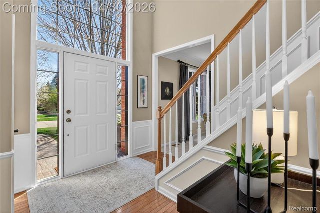 1113 Miners Run Road, Rochester, MI 48306