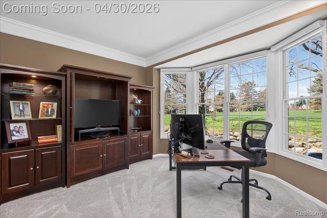 1113 Miners Run Road, Rochester, MI 48306