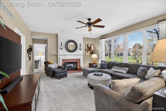 1113 Miners Run Road, Rochester, MI 48306