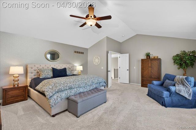 1113 Miners Run Road, Rochester, MI 48306