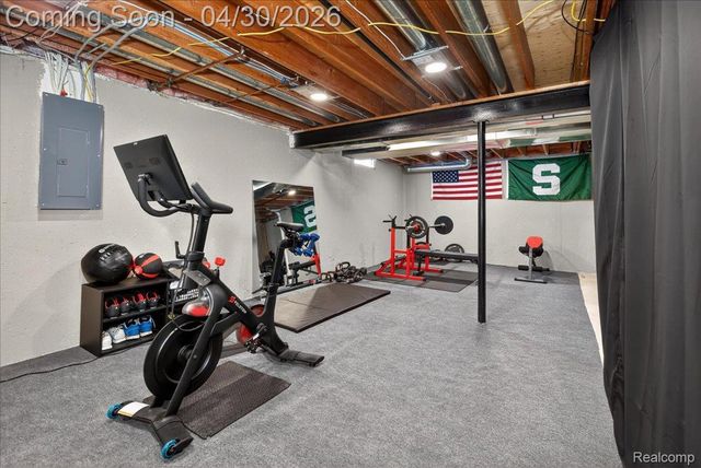 1113 Miners Run Road, Rochester, MI 48306