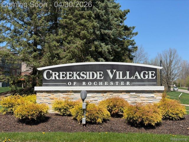 1113 Miners Run Road, Rochester, MI 48306