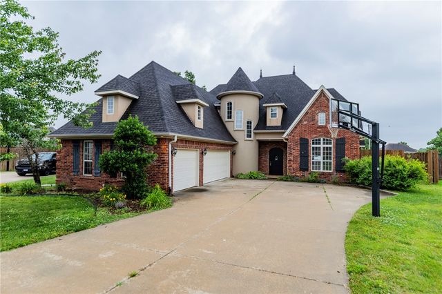 5216 Sloan Circle, Rogers, AR 72758
