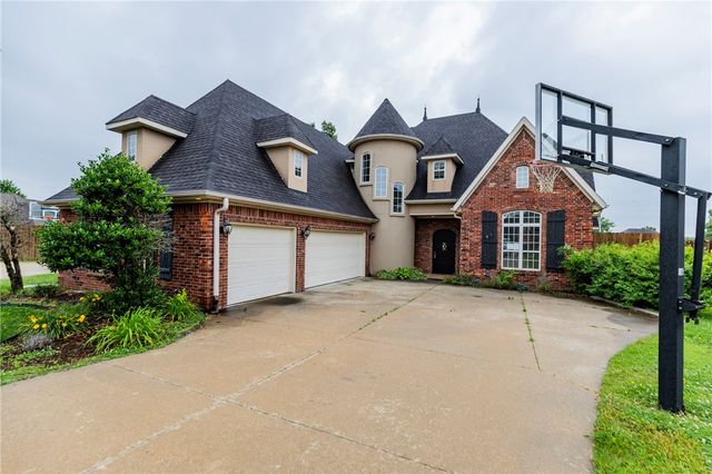 5216 Sloan Circle, Rogers, AR 72758