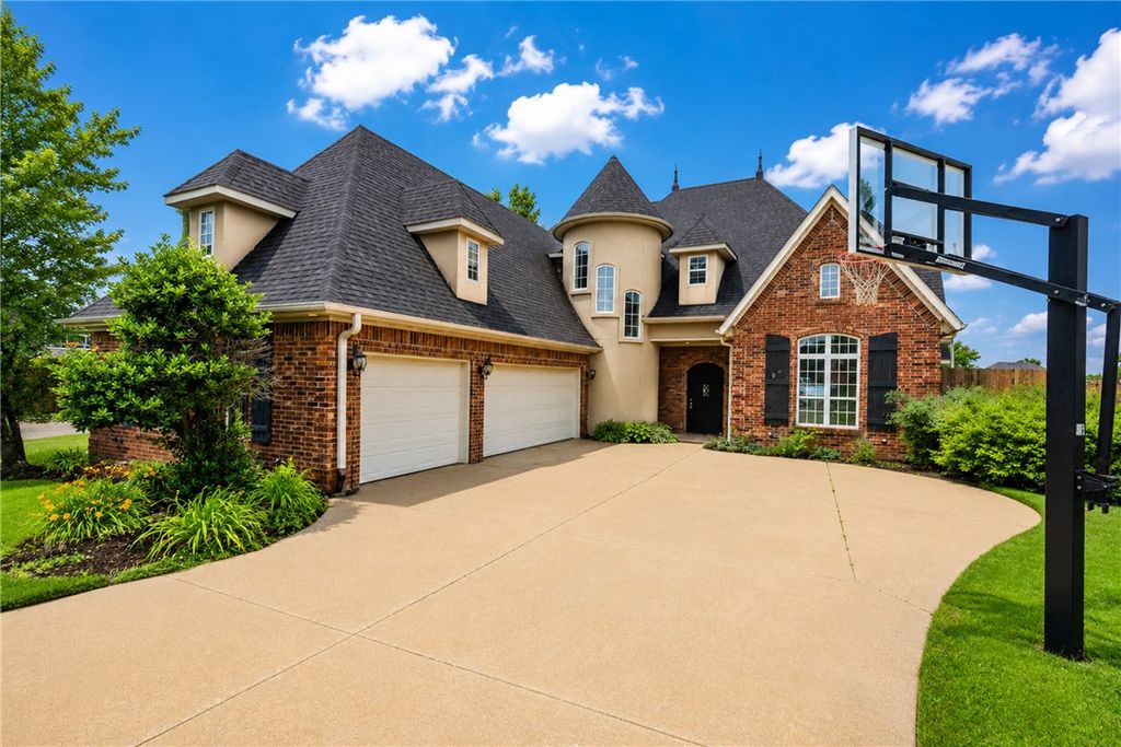 5216 Sloan Circle, Rogers, AR 72758