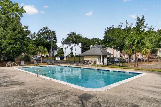 2011 Coldspring Drive Unit 1001, North Charleston, SC 29406