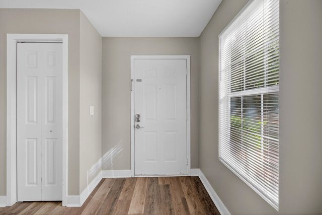 2011 Coldspring Drive Unit 1001, North Charleston, SC 29406