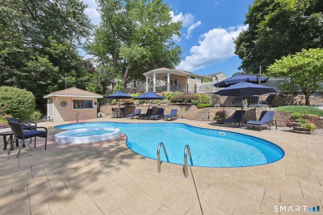 103 Glenbrook Drive, Cheshire, CT 06410