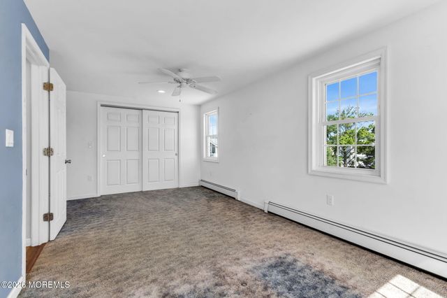 27 Robert Drive, Manahawkin, NJ 08050