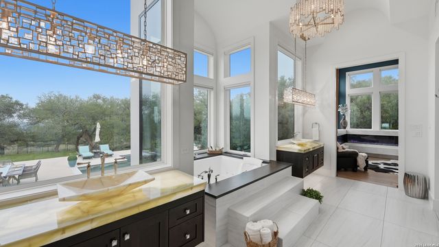 1534 Circolare, New Braunfels, TX 78132