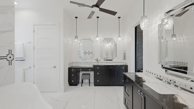 1534 Circolare, New Braunfels, TX 78132