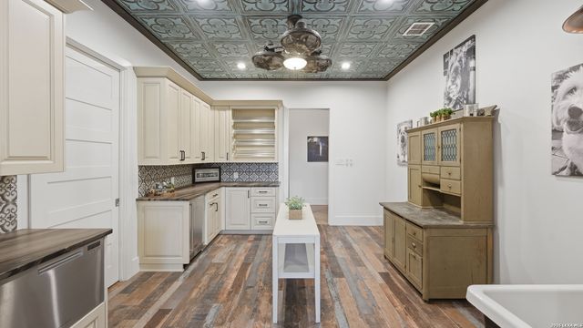 1534 Circolare, New Braunfels, TX 78132