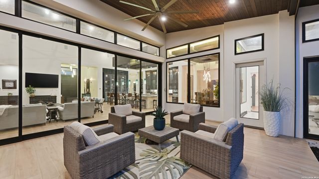 1534 Circolare, New Braunfels, TX 78132