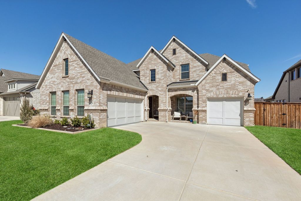 1706 Trellis Drive, Mansfield, TX 76063