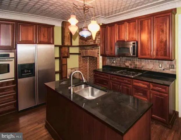 1533 W LOMBARD ST, Baltimore, MD 21223