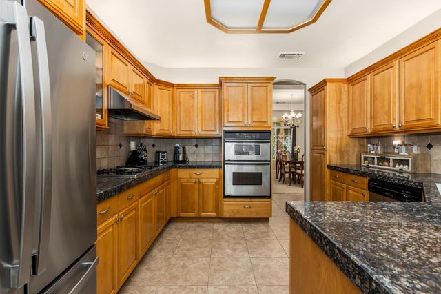 18810 Pyrite Ct, Penn Valley, CA 95946