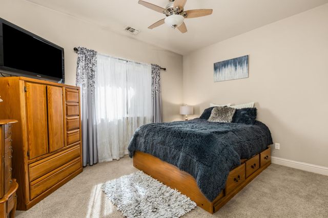 18810 Pyrite Ct, Penn Valley, CA 95946