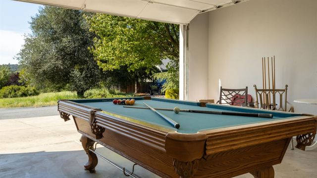 18810 Pyrite Ct, Penn Valley, CA 95946