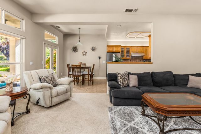 18810 Pyrite Ct, Penn Valley, CA 95946