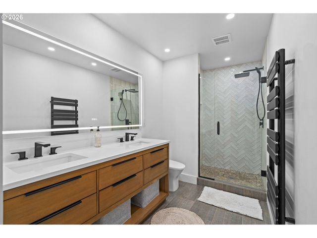 12332 Sw 57TH Ave, Portland, OR 97219