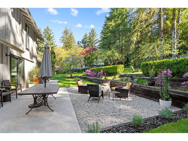 12332 Sw 57TH Ave, Portland, OR 97219