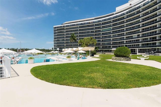 900 Bay Dr 224, Miami Beach, FL 33141