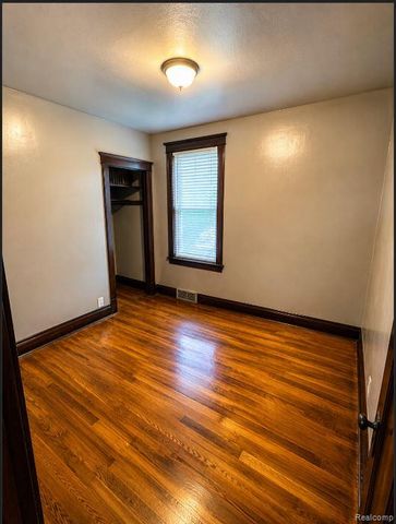 4427 Helen Street, Detroit, MI 48207