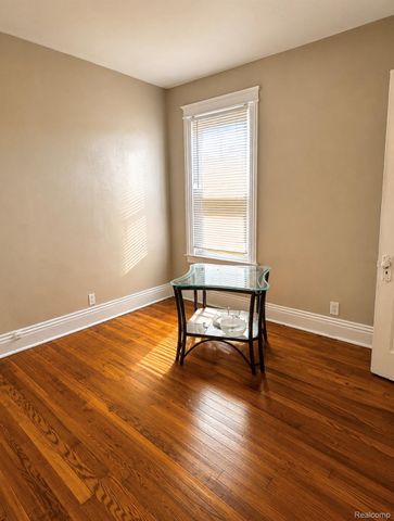 4427 Helen Street, Detroit, MI 48207