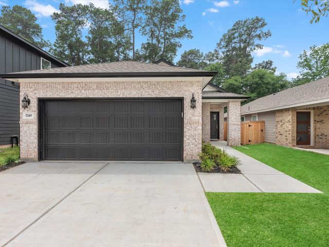 1749 Succotash Oak Court, Conroe, TX 77304