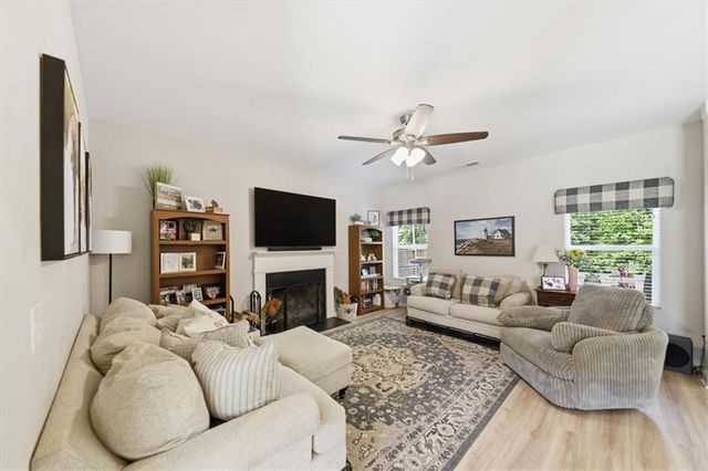 107 Nyishol Way, Dallas, GA 30157