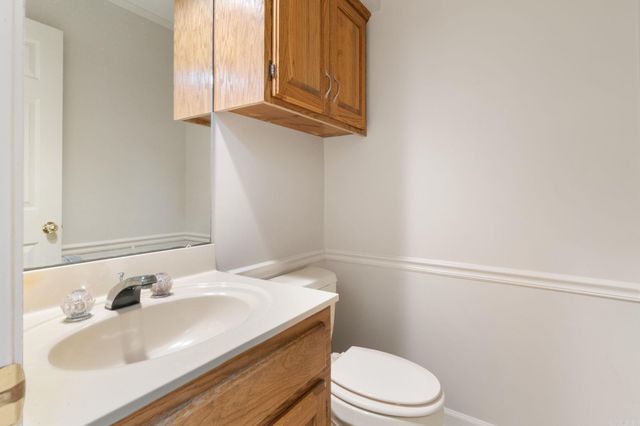 16 Blue Mountain Drive, Maumelle, AR 72113