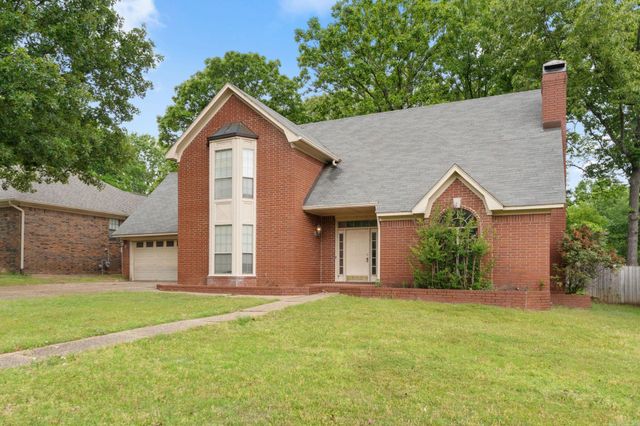 16 Blue Mountain Drive, Maumelle, AR 72113
