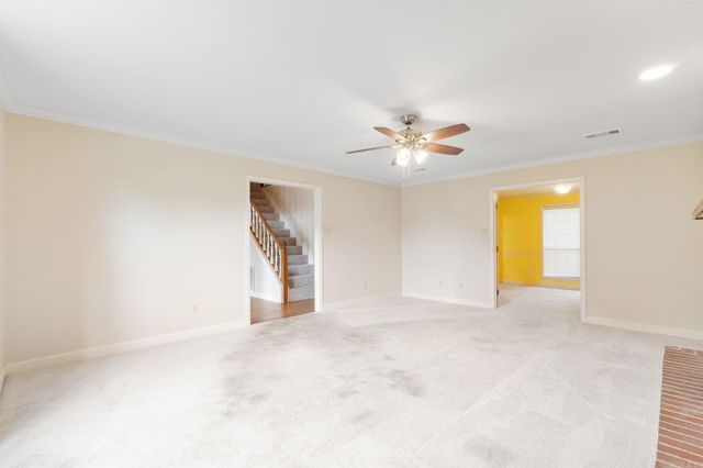 16 Blue Mountain Drive, Maumelle, AR 72113