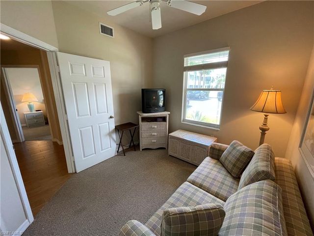 519 Roma CT 2103, Naples, FL 34110