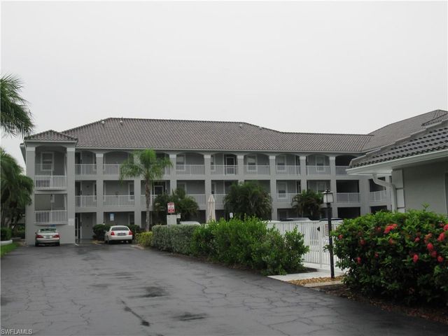 519 Roma CT 2103, Naples, FL 34110