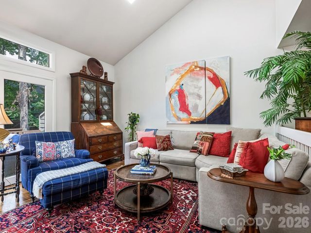 6504 Racquet Wood Court, Charlotte, NC 28226