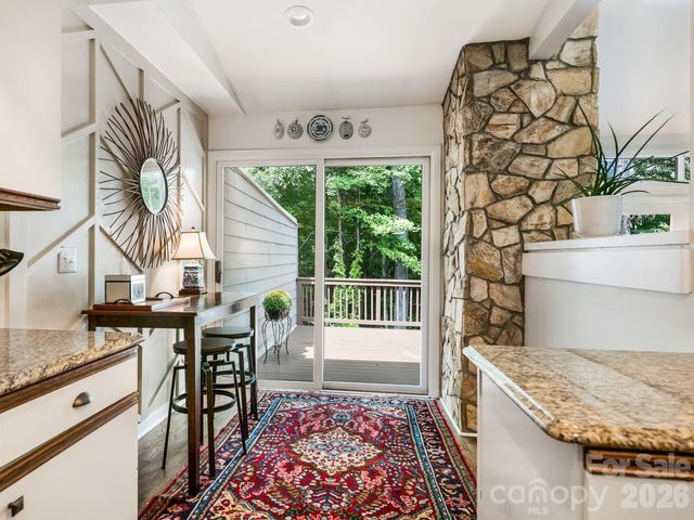 6504 Racquet Wood Court, Charlotte, NC 28226