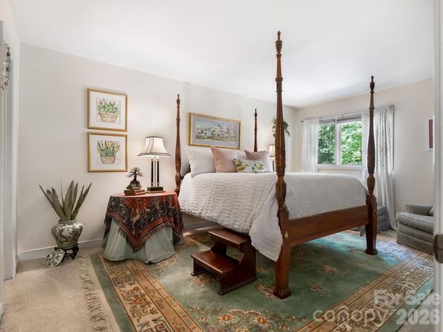 6504 Racquet Wood Court, Charlotte, NC 28226