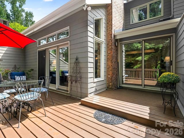 6504 Racquet Wood Court, Charlotte, NC 28226